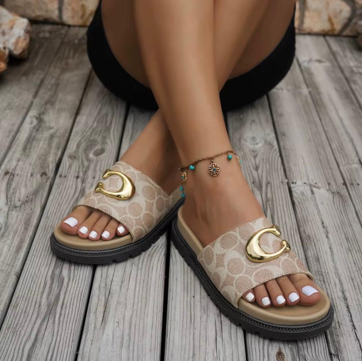 Slippers coach women